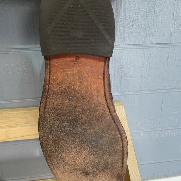 Allen Edmonds “Mctavish” dress shoes. Good shape main image 7